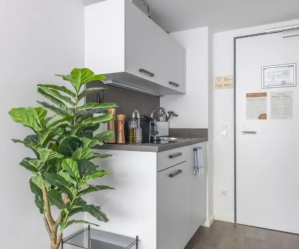 Limehome Aparthotel