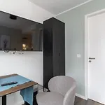 Ξενοδοχείο με διαμερίσματα Limehome 3*