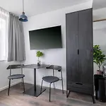Ξενοδοχείο με διαμερίσματα Limehome