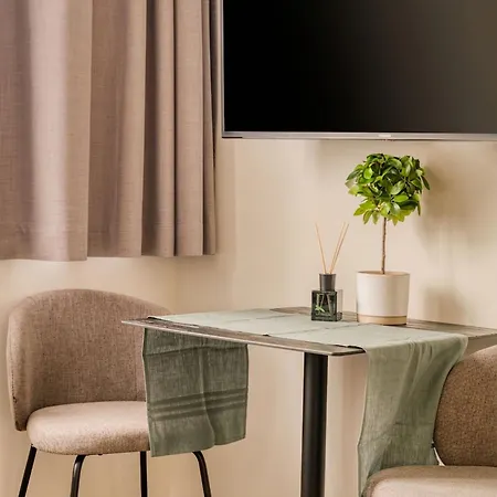Limehome Munich Olschewskibogen 3* München