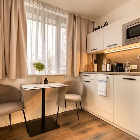 Limehome Munich Olschewskibogen 3* München