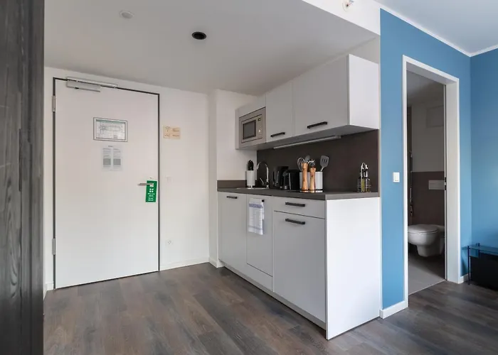 Aparthotel Limehome 3*